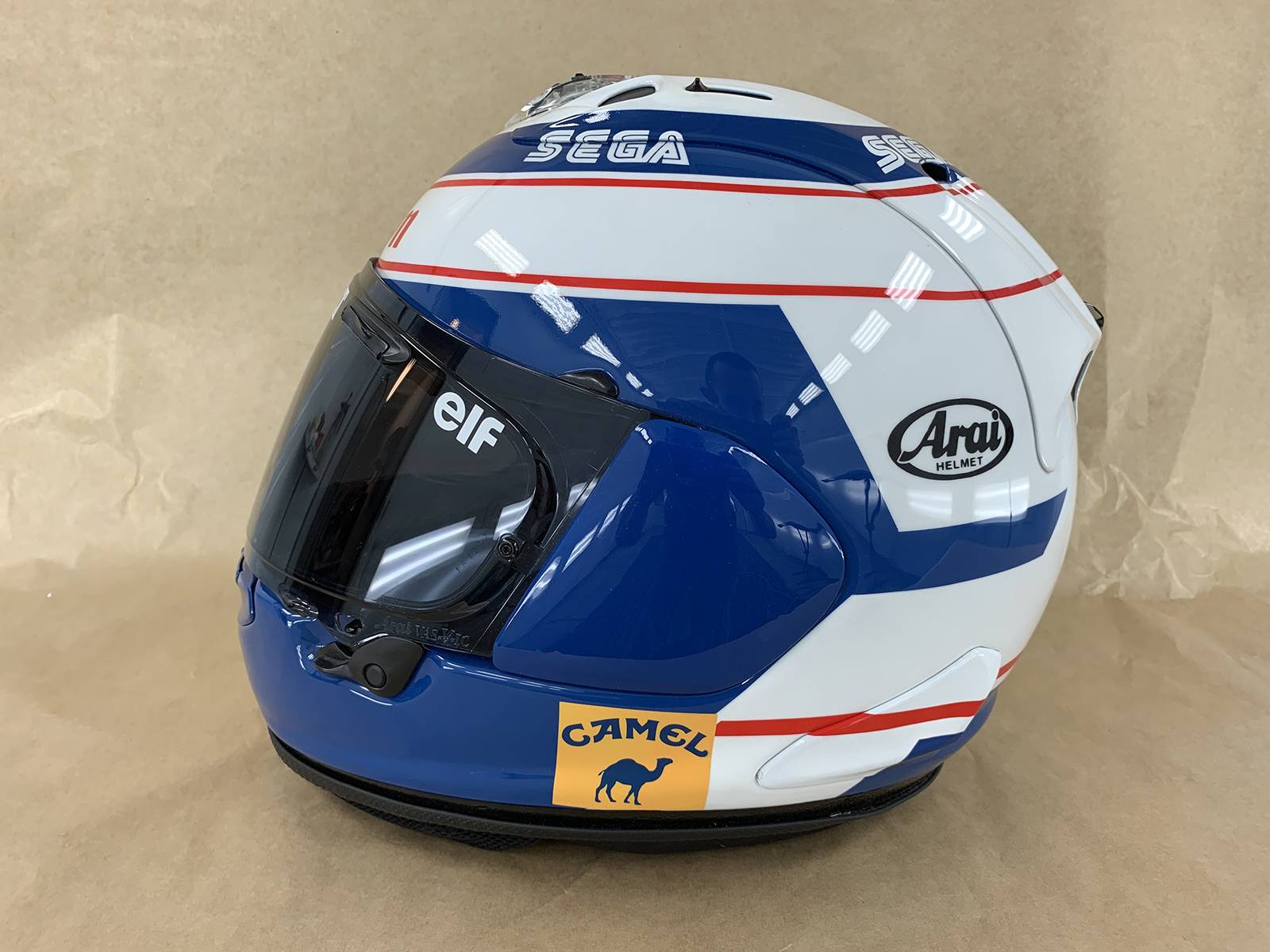 Peinture casque Alain Prost La Ciotat