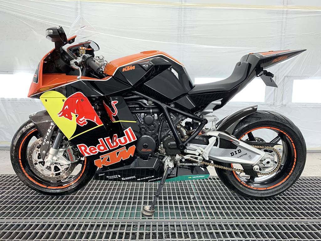 KTM rc8 Red Bull La Ciotat