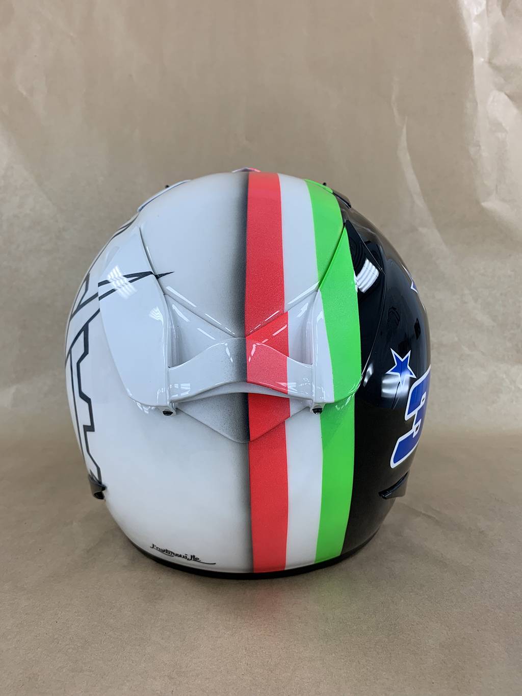 Peinture casque MV Agusta Vettel La Ciotat Antirouille
