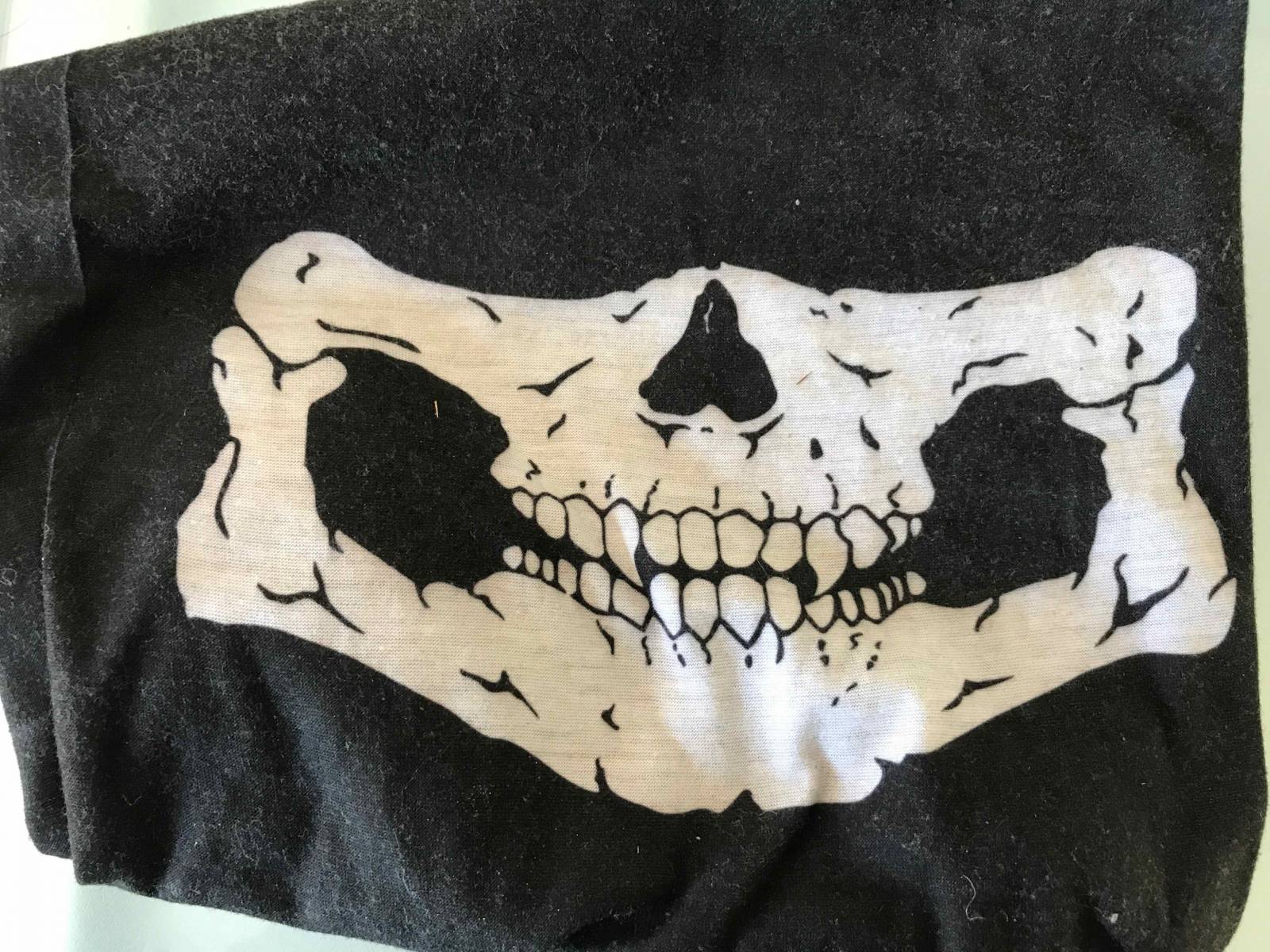 Esprit de la mentonnière souhaité par le client