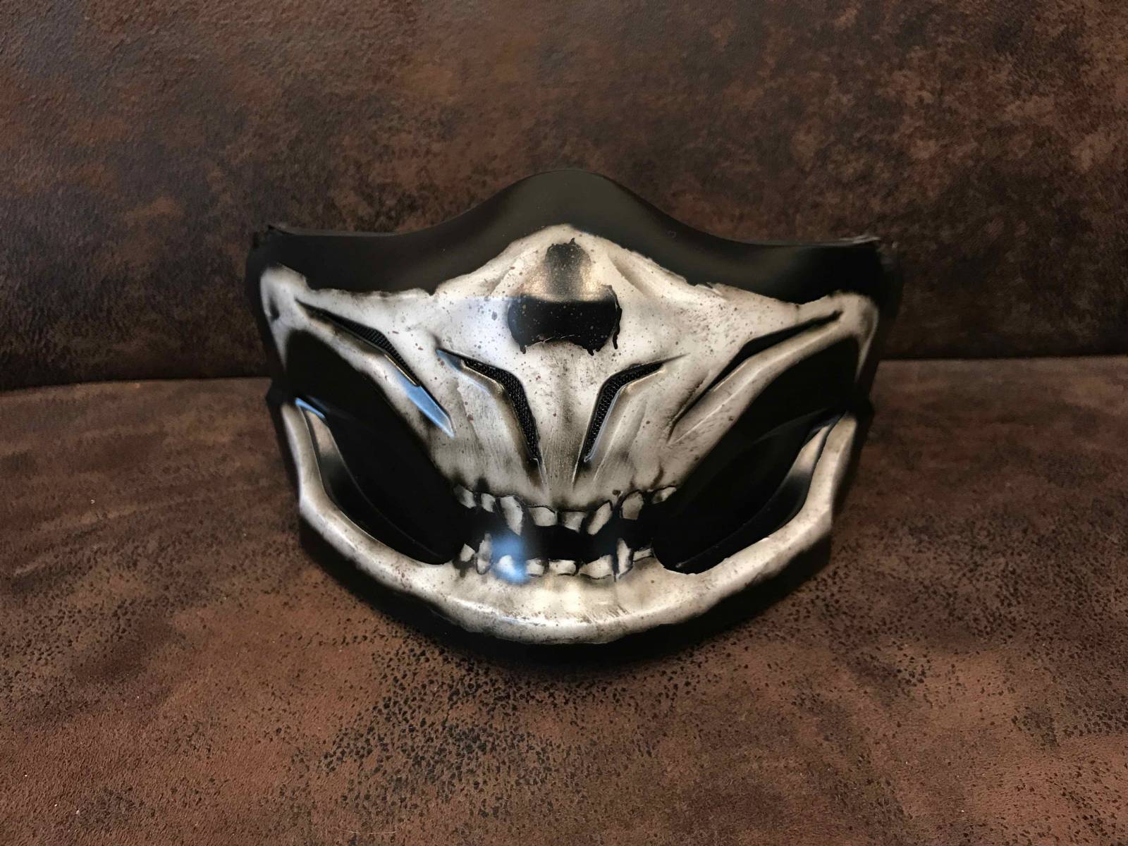 Mentonnière casque Custom