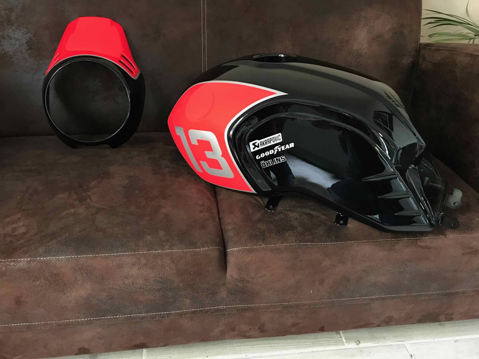 BMW Urban GS Moto Store Docks