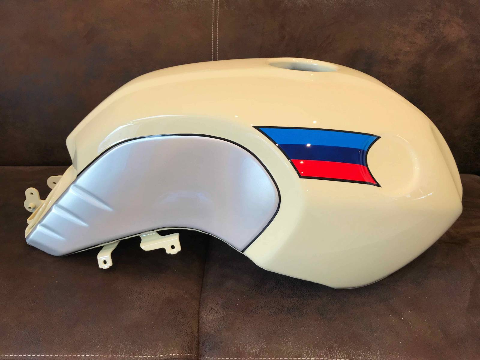 Réservoir personnalisé BMW Nine T