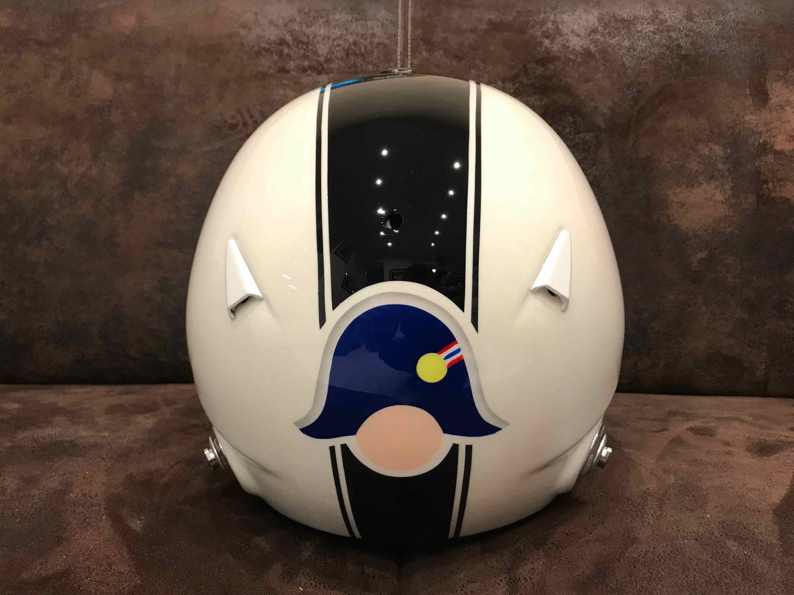 Peinture personnalisée casque pilote La Ciotat