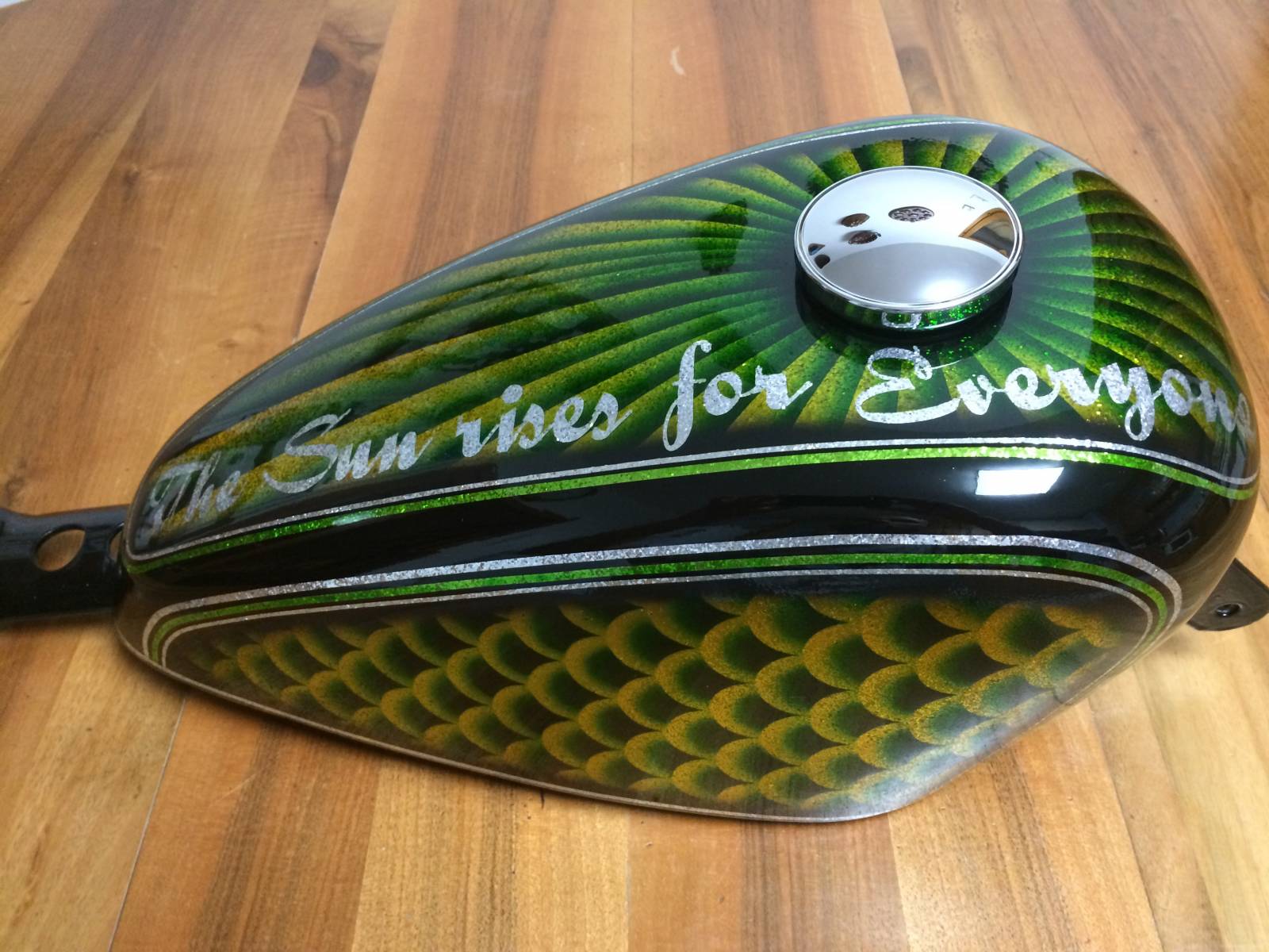 Réservoir custom Harley Peanut