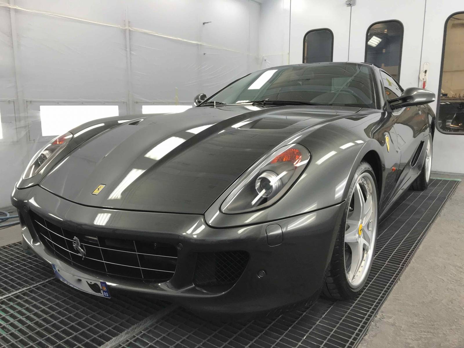 Carrosserie véhicule luxe Marseille