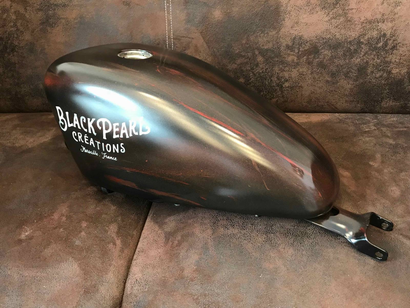 Peinture réservoir custom Harley Marseille