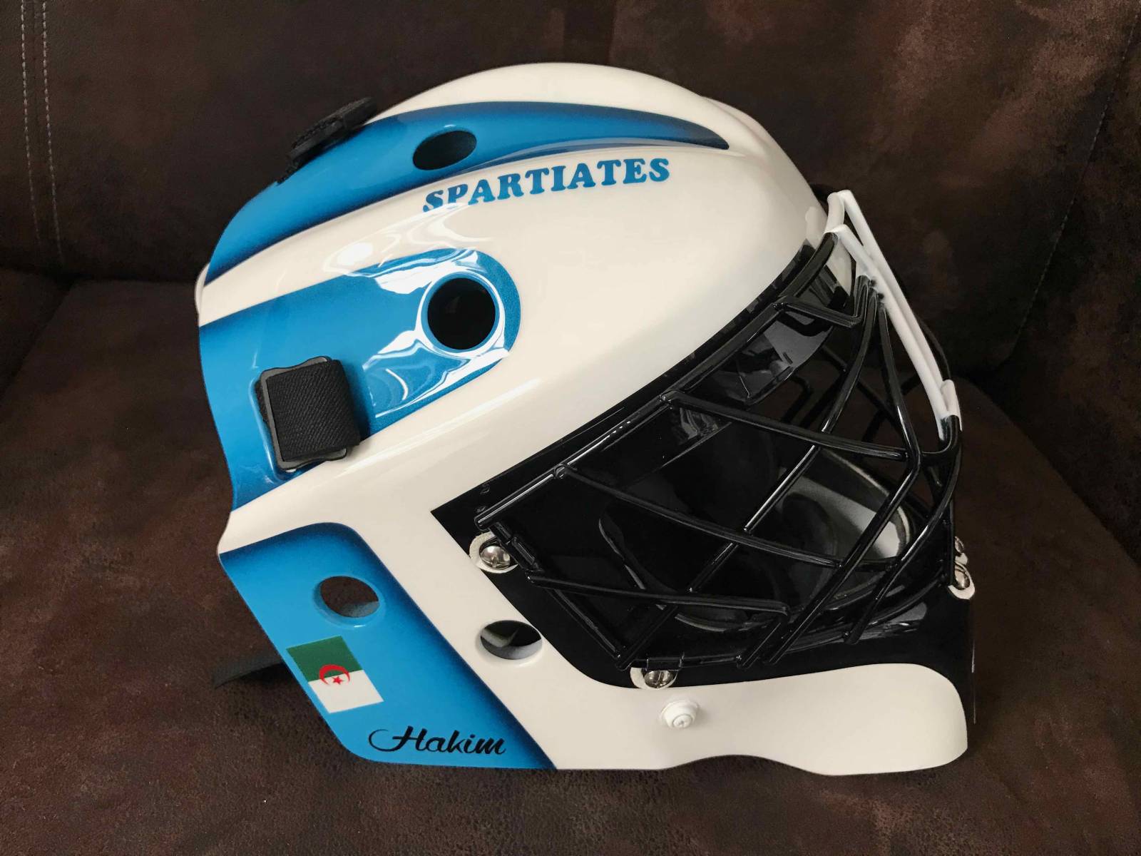 Peinture casque Hockey aerographe