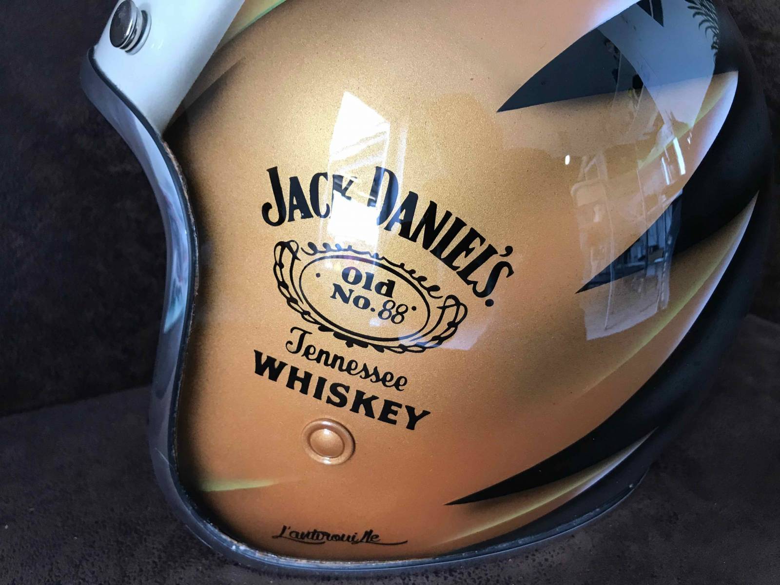 Casque personnalisé a la Ciotat proche de Toulon