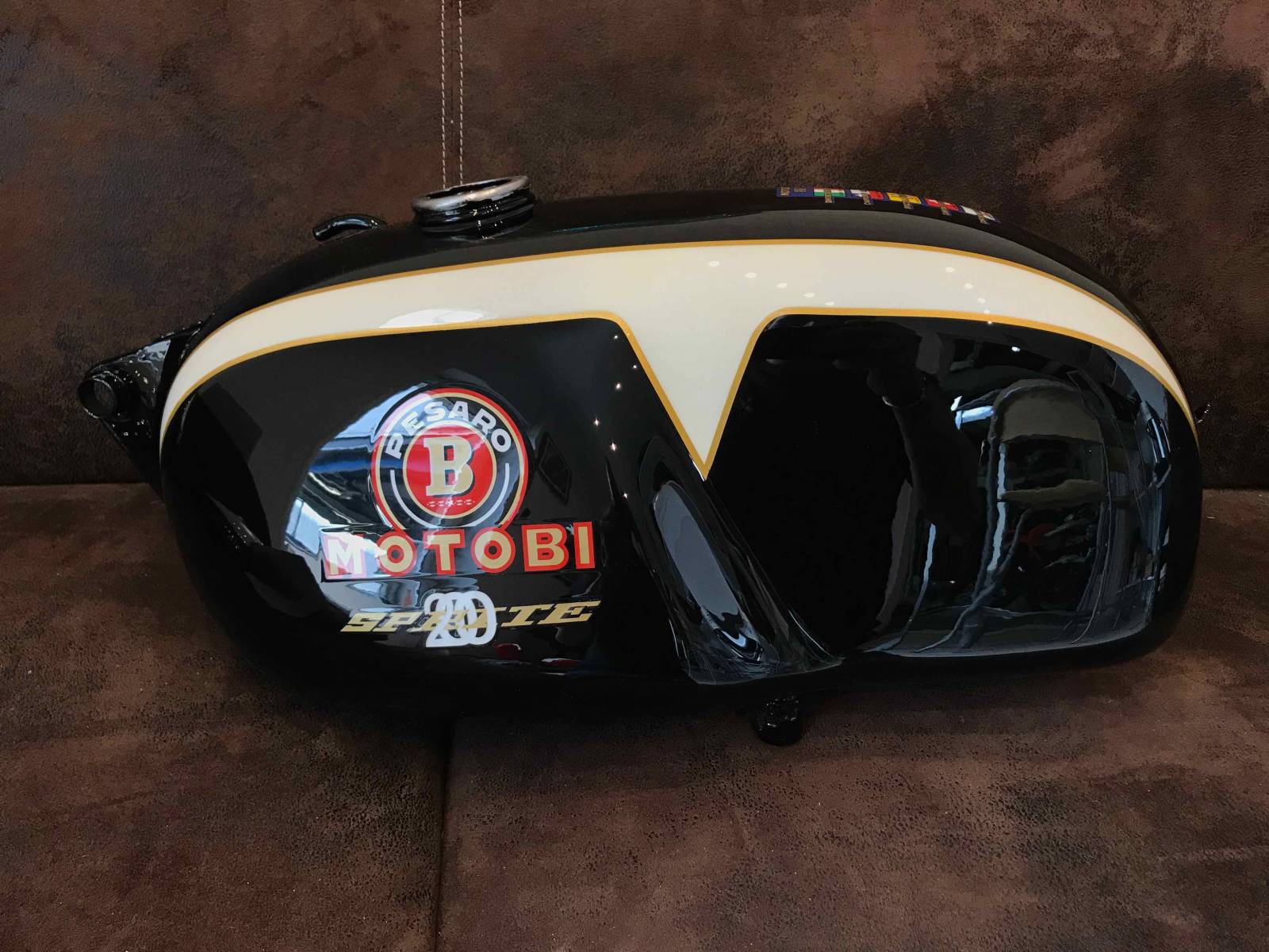 Peinture personnalisée d'un réservoir à La CIotat près de Toulon