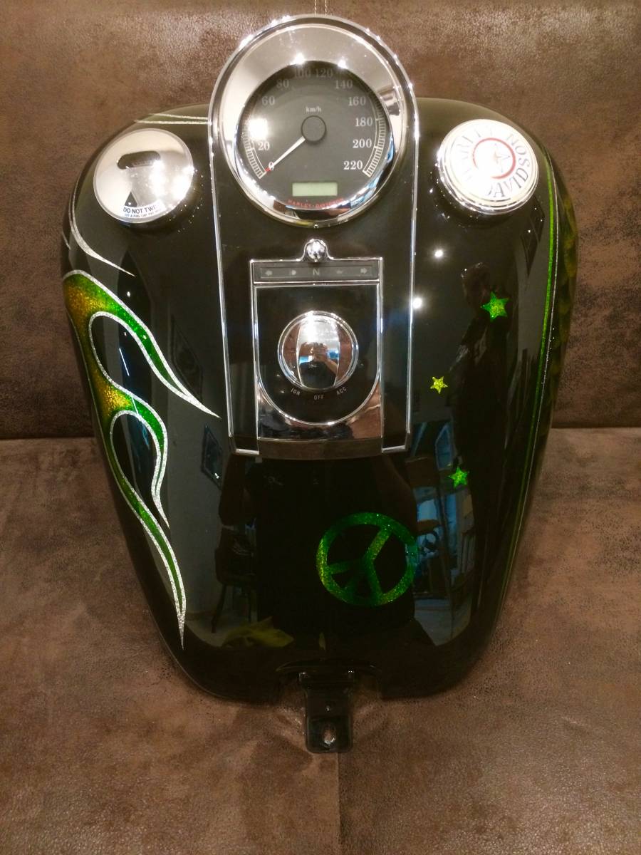 Custom paint réservoir HD