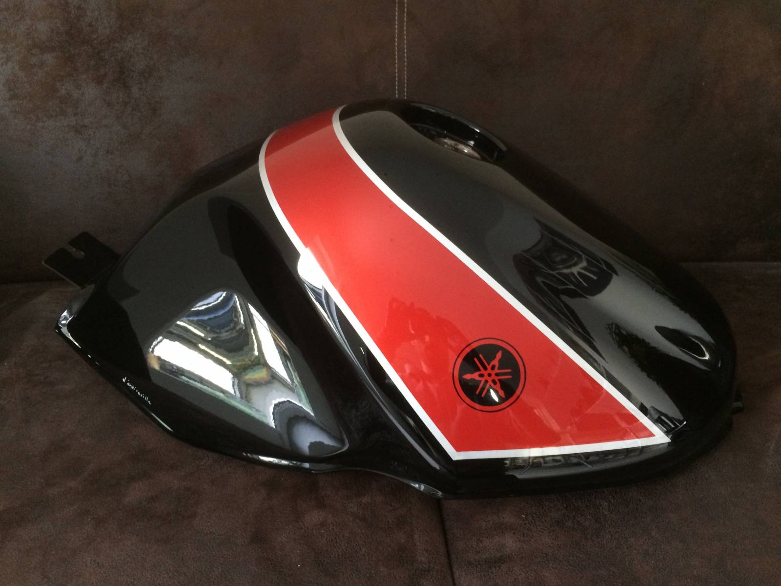 peinture personnalisée réservoir