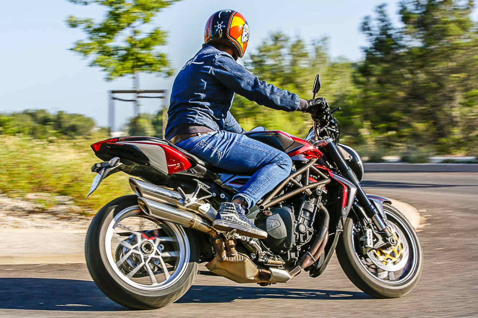 peinture personnalisée moto