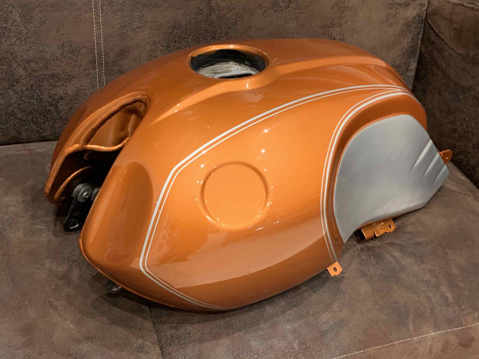 reservoir bmw r nineT orange daytona