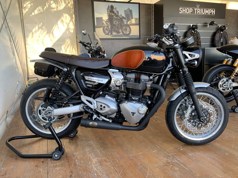 Peinture Triumph Custom La Ciotat