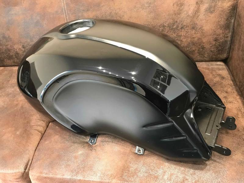 Peinture noir mat et brillant