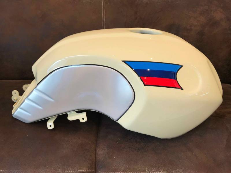 Réservoir personnalisé BMW Nine T
