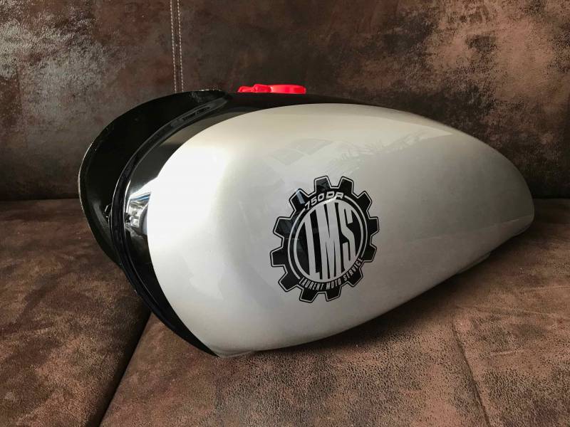 Peinture custom DR 750 Marseille