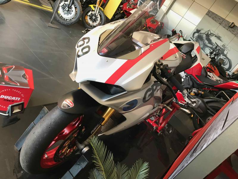 Peinture moto Marseille