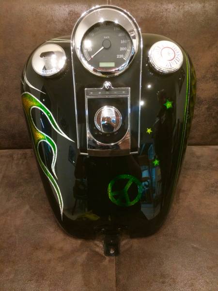 Custom paint réservoir HD